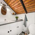 Tjana - 6km From The Sea By Interhome *