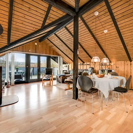 Tjana - 6km From The Sea By Interhome Feriehus